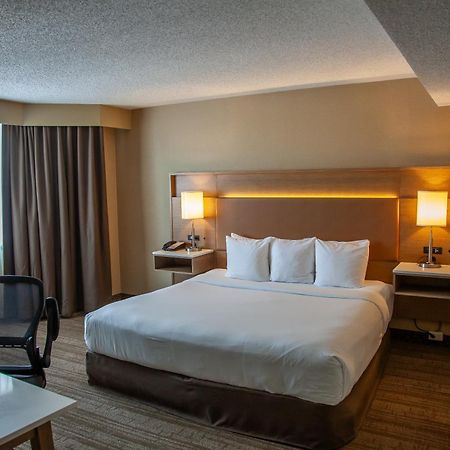 Edmonton Hotel & Convention Center Edmonton Ngoại thất bức ảnh