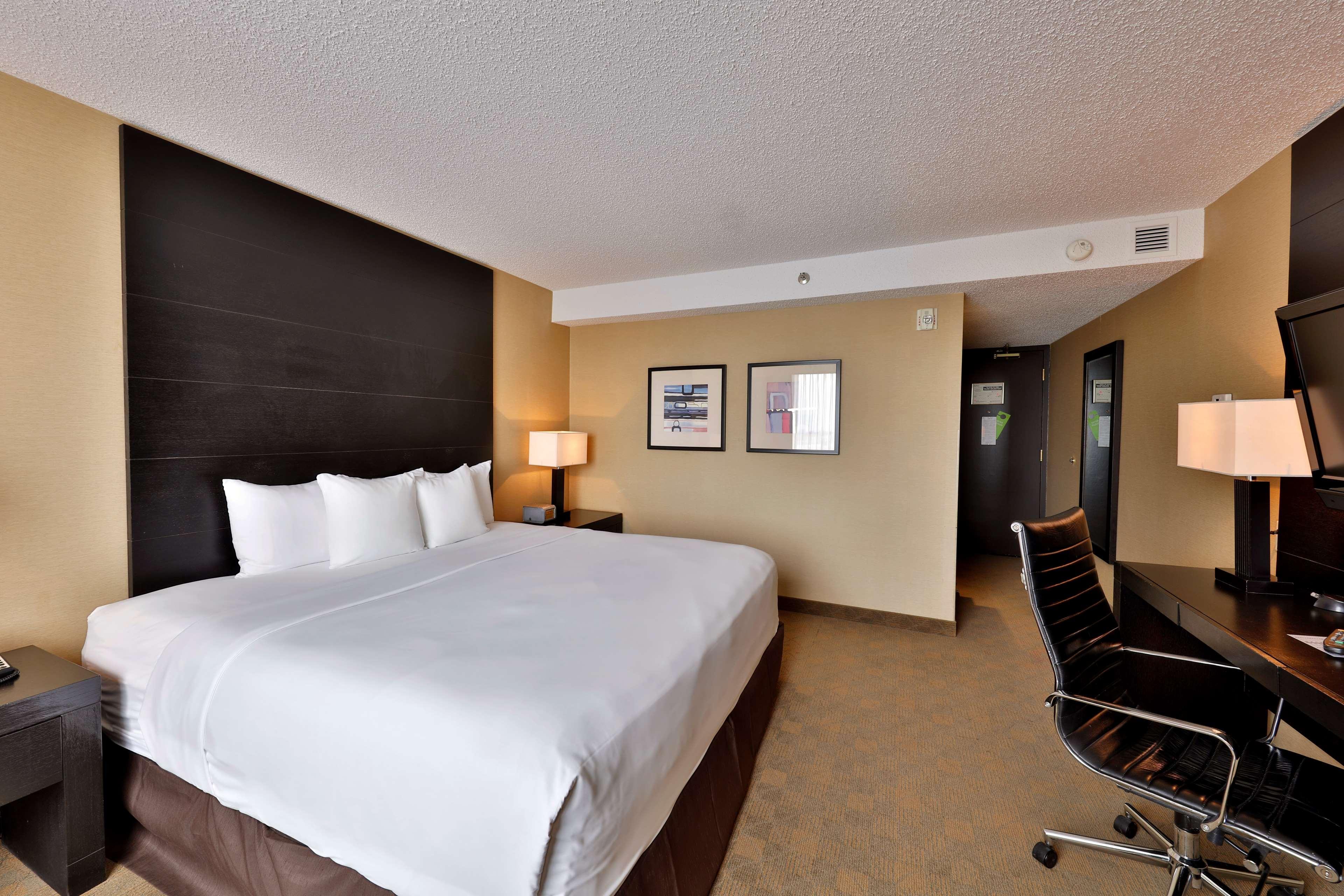 Edmonton Hotel & Convention Center Edmonton Ngoại thất bức ảnh