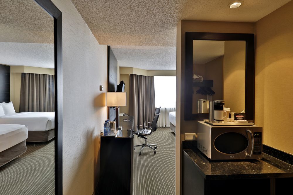 Edmonton Hotel & Convention Center Edmonton Ngoại thất bức ảnh