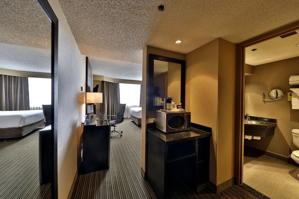 Edmonton Hotel & Convention Center Edmonton Ngoại thất bức ảnh